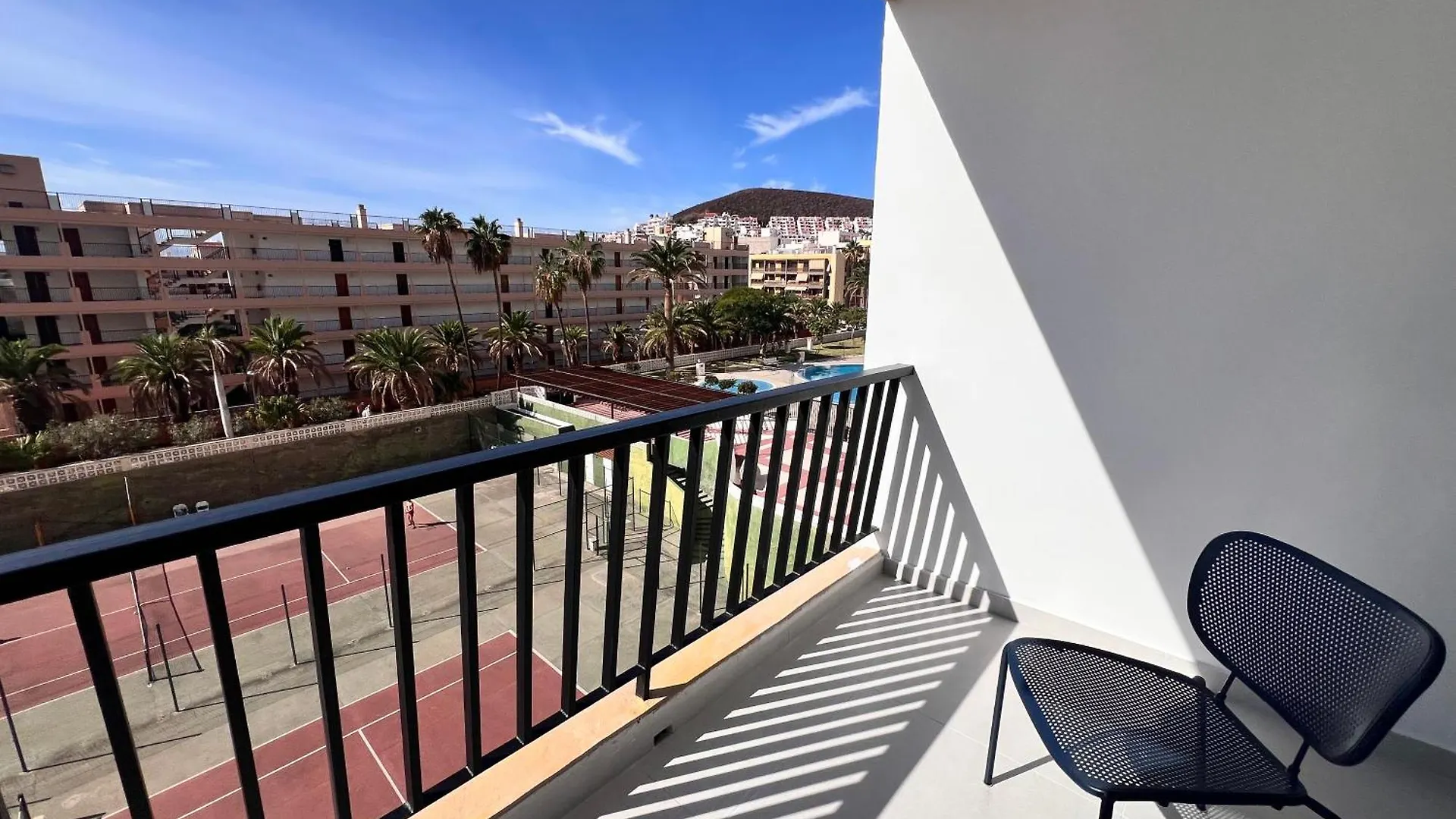 Seaview Modern Apartment In Downtown ロスクリスティアーノス 0*,