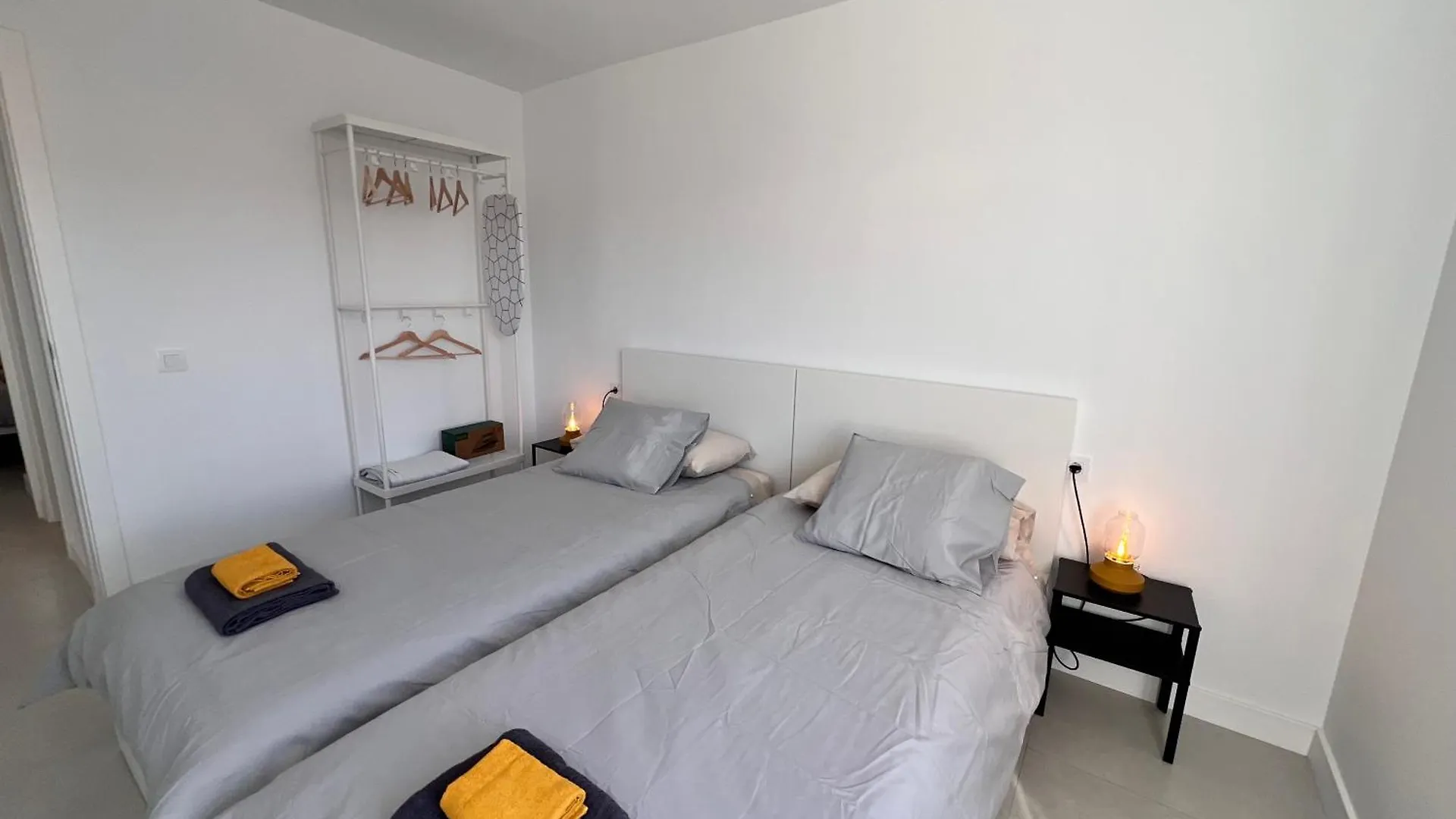 Seaview Modern Apartment In Downtown 로스크리스티아노스