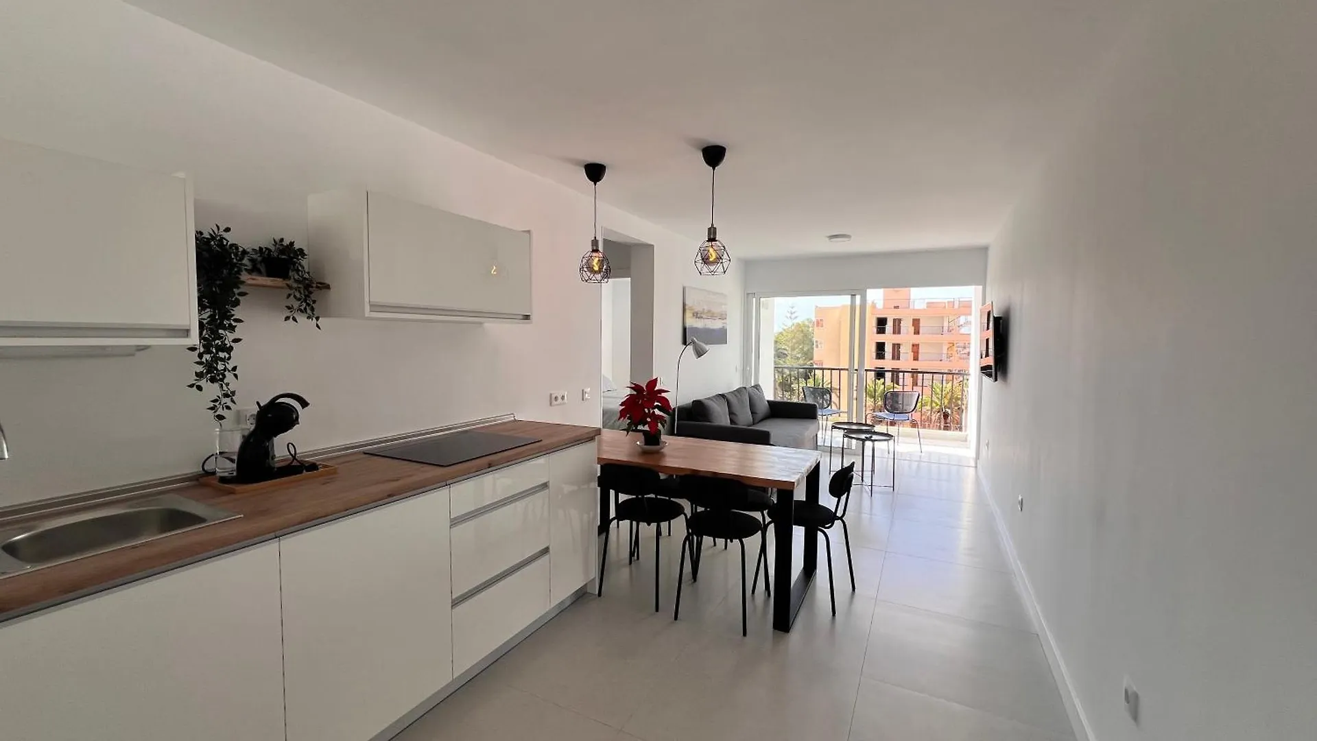 Seaview Modern Apartment In Downtown 로스크리스티아노스