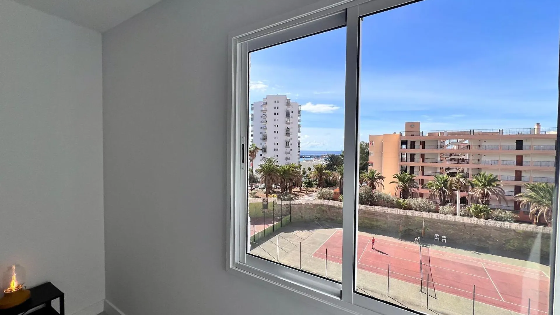 Seaview Modern Apartment In Downtown 로스크리스티아노스