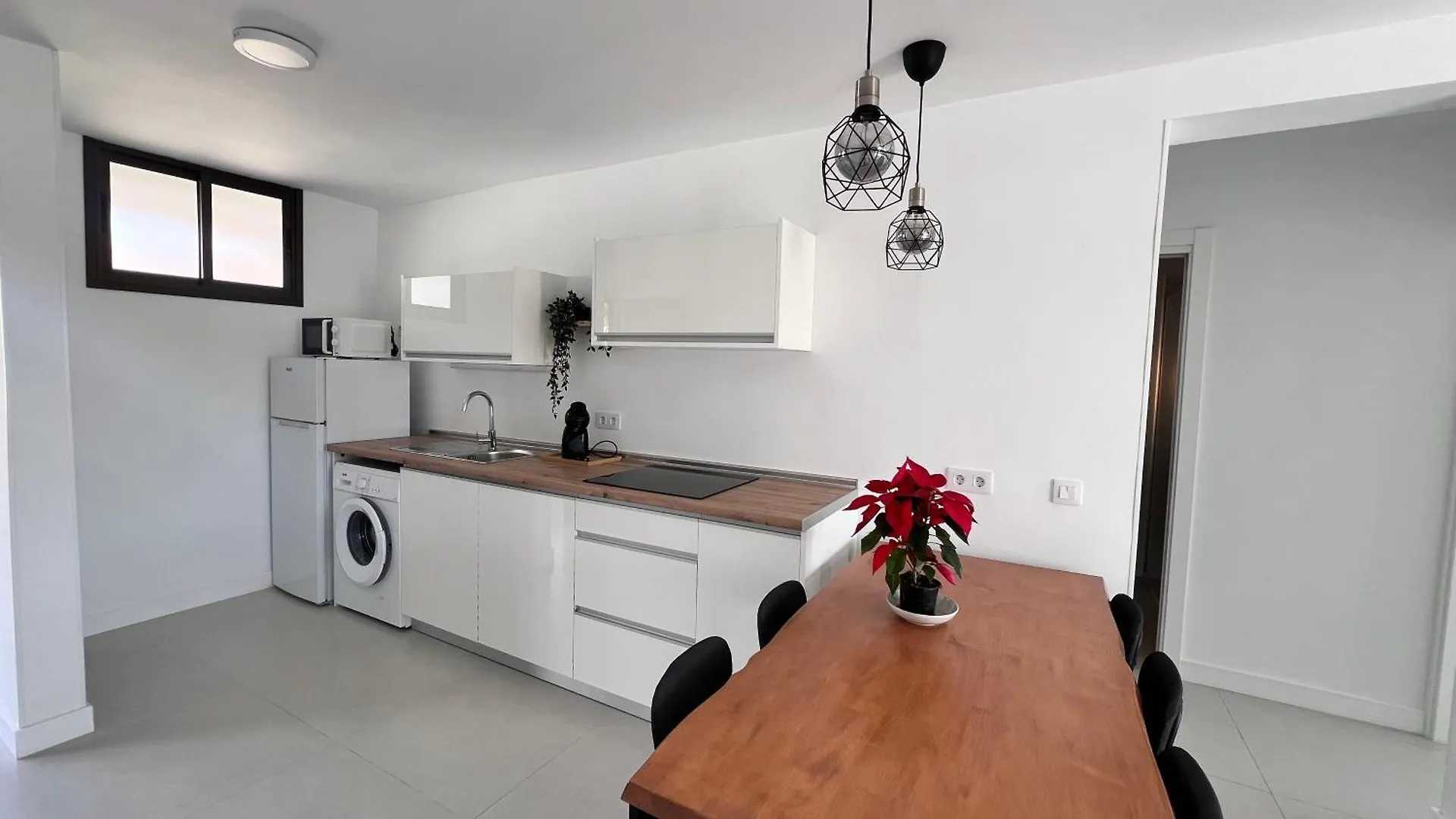 Seaview Modern Apartment In Downtown 로스크리스티아노스